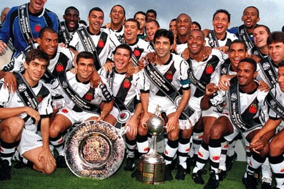 27 anos da Libertadores: como Vasco montou 'esquadrão' e 'calou' até o Monumental