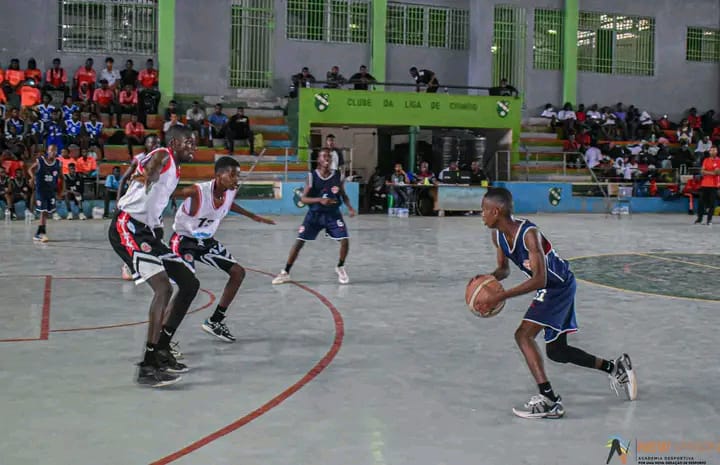 Basquetebol juvenil: Ferroviário e Costa do Sol ditam regras