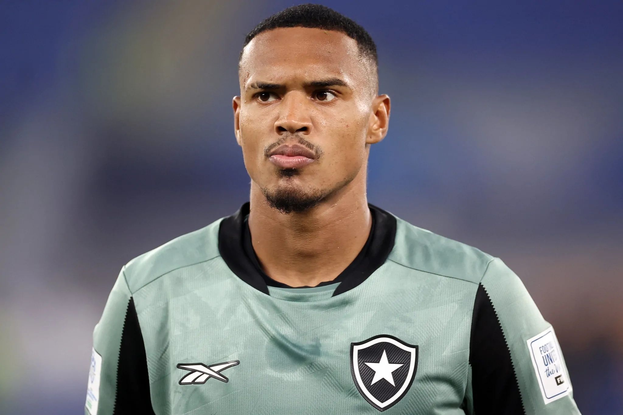 Botafogo conclui a venda de jogador titular para a Europa