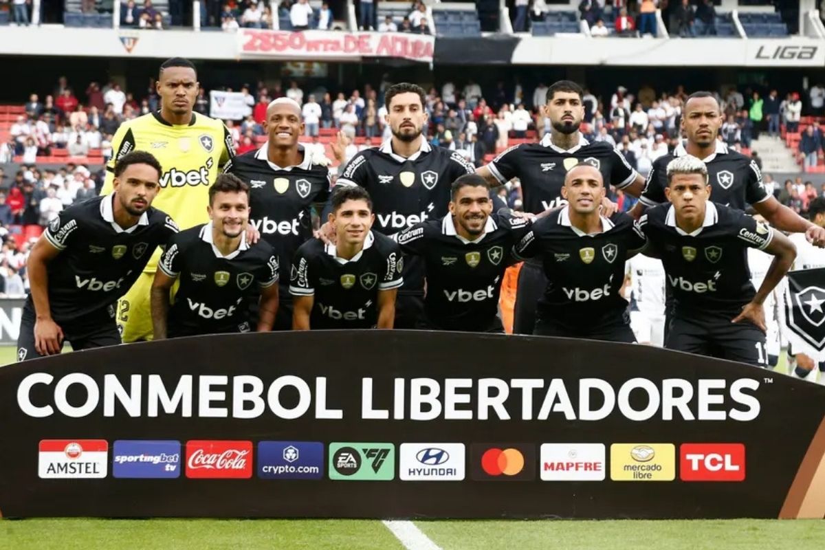 Botafogo monitora zagueiro do futebol do Rio para reforçar elenco