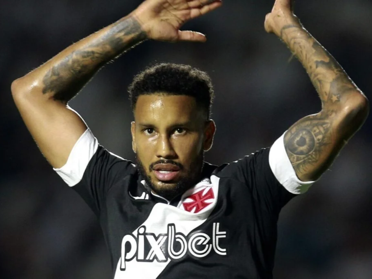 De saída? Jair aguarda posição do Vasco sobre renovação