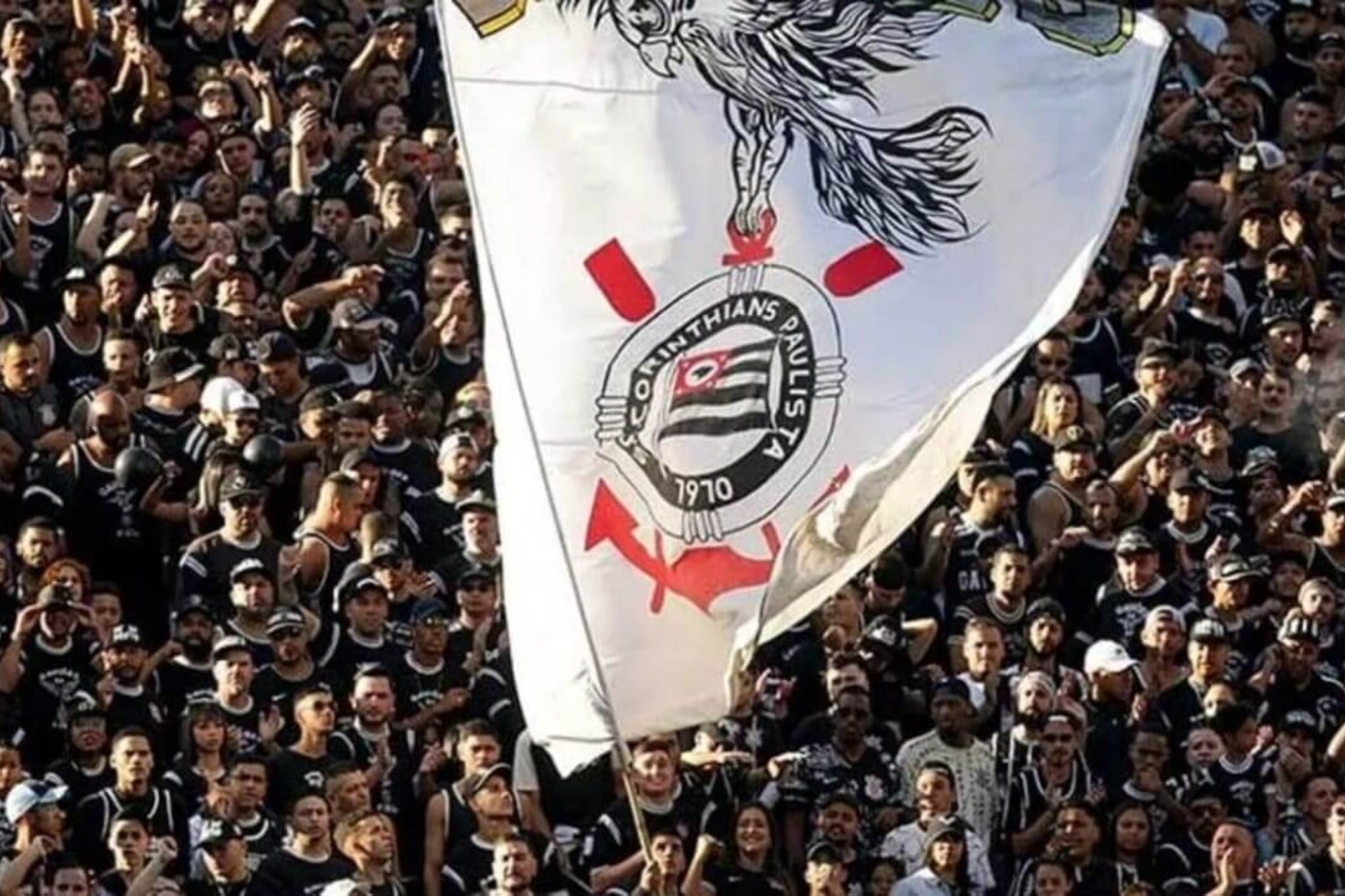 Diretoria deseja 3 saídas, cirurgia nos próximos dias e coordenador fala sobre o Vasco: as últimas notícias do Corinthians