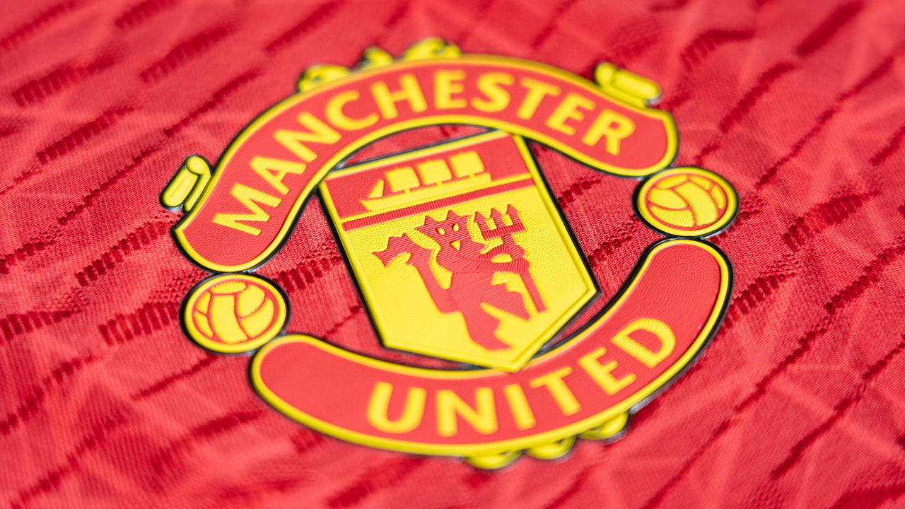 Bruno Fernandes bate martelo sobre saída do Manchester United