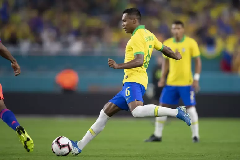 Jogador do Flamengo é o único do Rio em jogo da Seleção no Maracanã