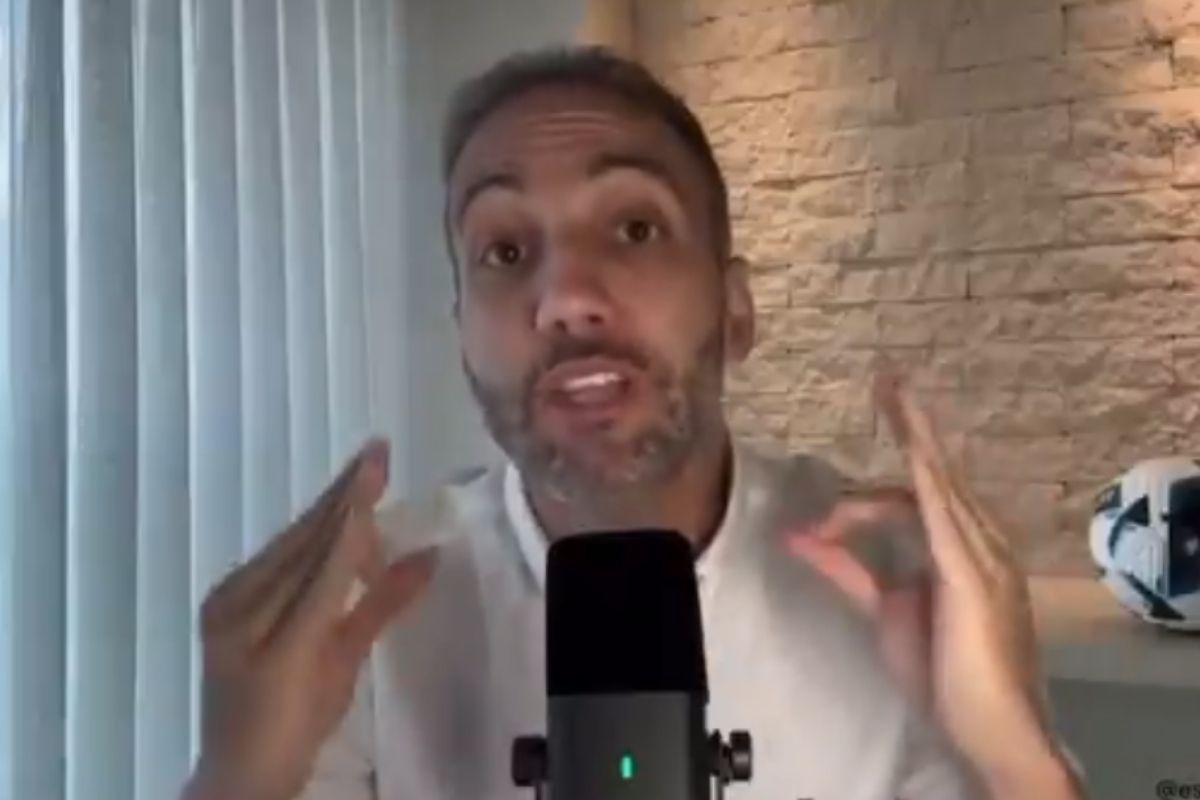 Jornalista critica Textor e detona temporada do Botafogo: “Planejamento foi um lixo”
