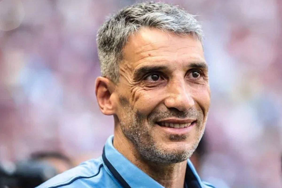 Vojvoda é o novo técnico do Santos