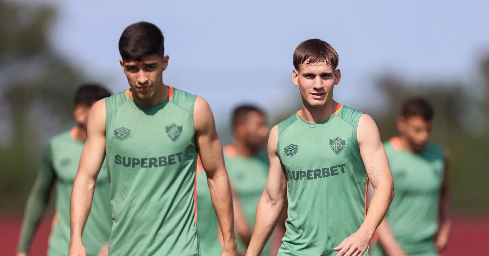 Adaptação lenta e decisões técnicas: por que Lezcano e Lavega seguem fora do time?