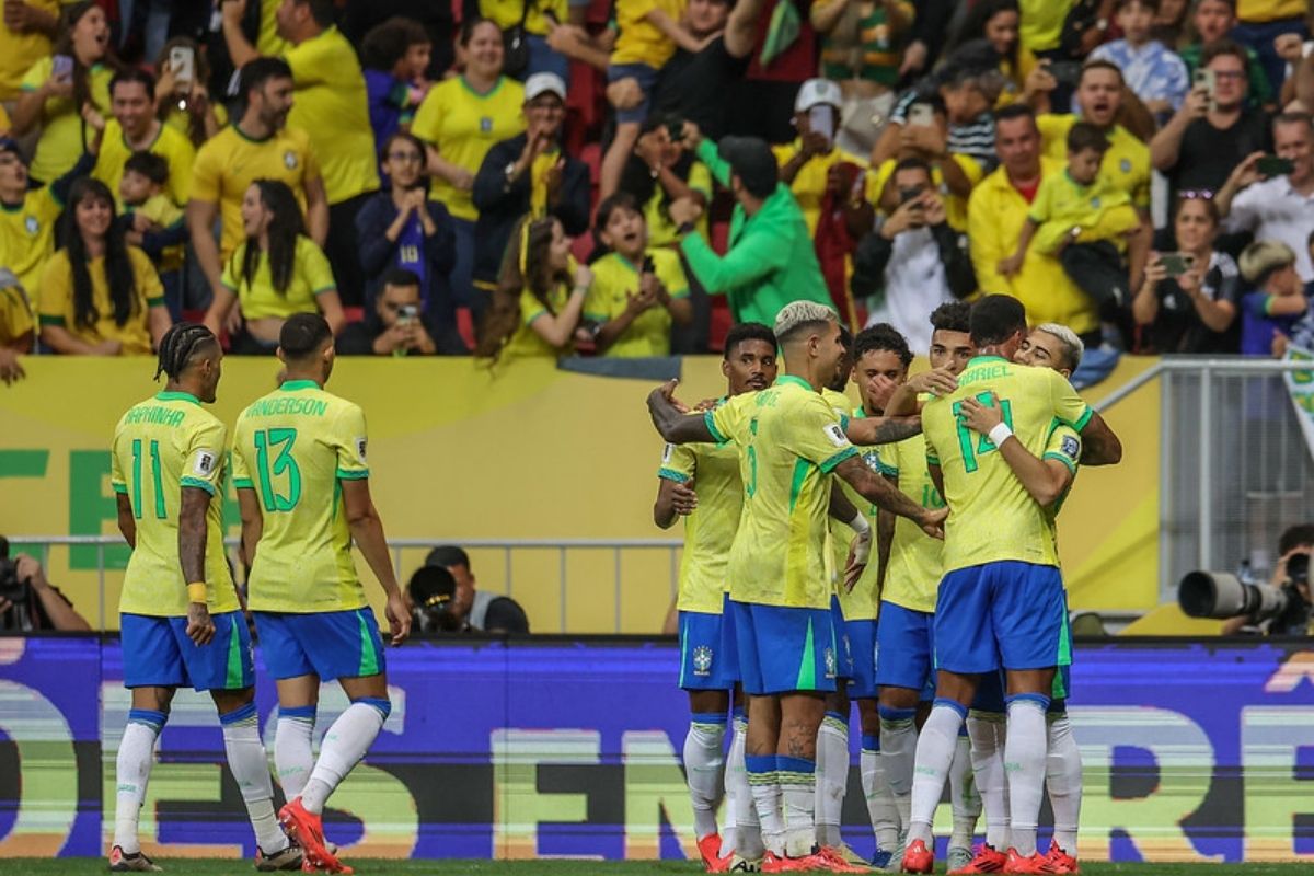 Após últimos jogos, Inteligência Artificial atualiza previsão para o Brasil na Copa do Mundo