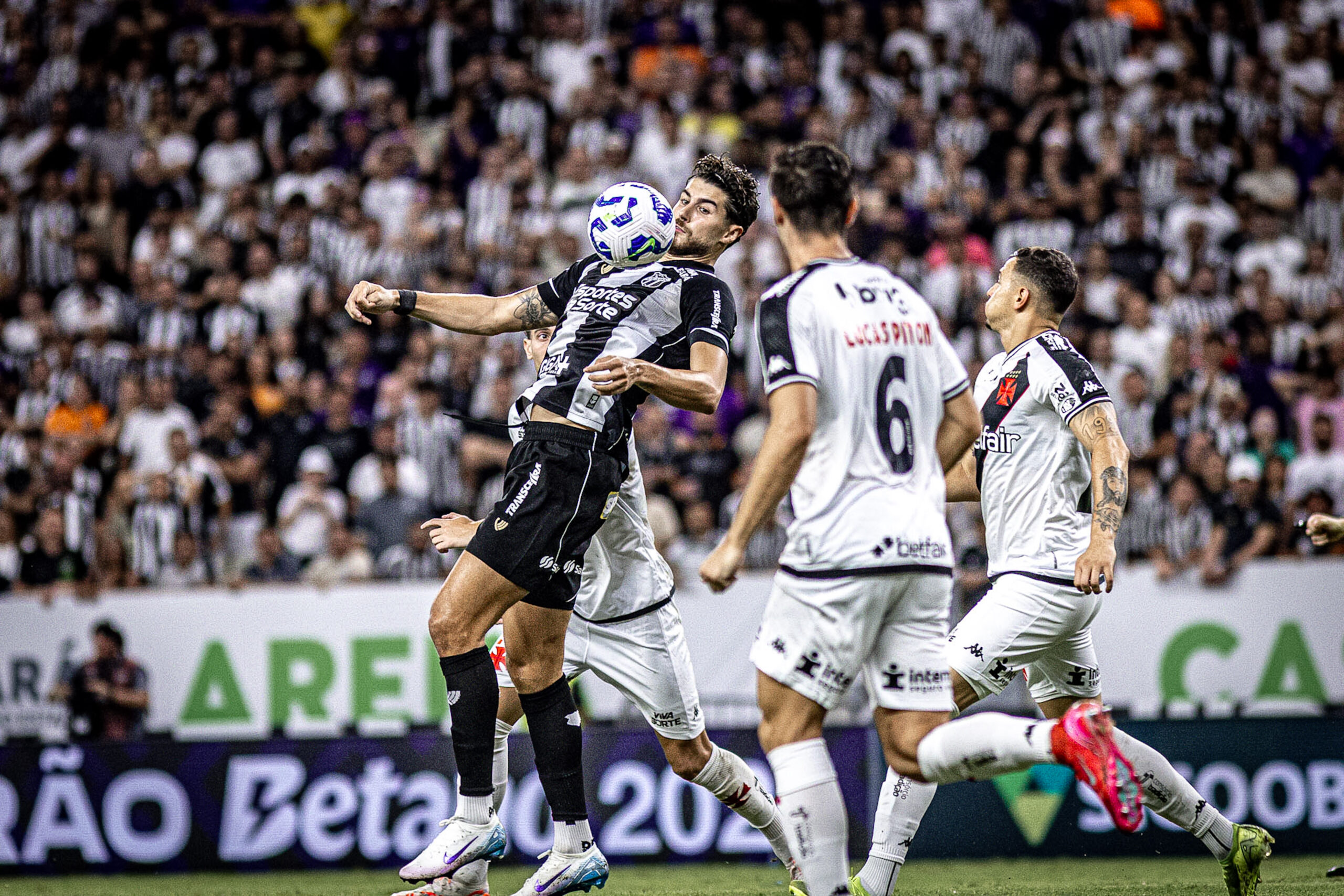 Ceará mira vitória contra o Vasco