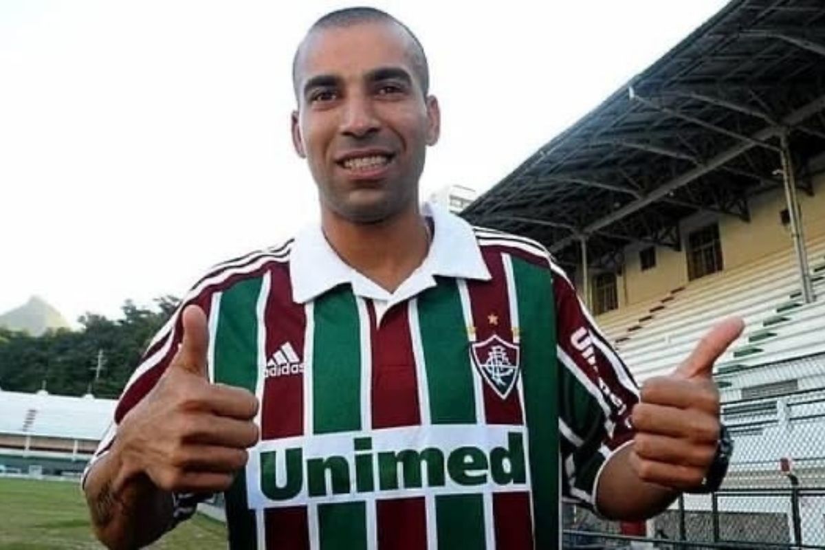 Celso Barros expõe verdade sobre saída polêmica de Emerson Sheik