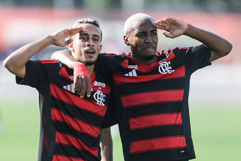 Flamengo empresta Lorran ao Pisa