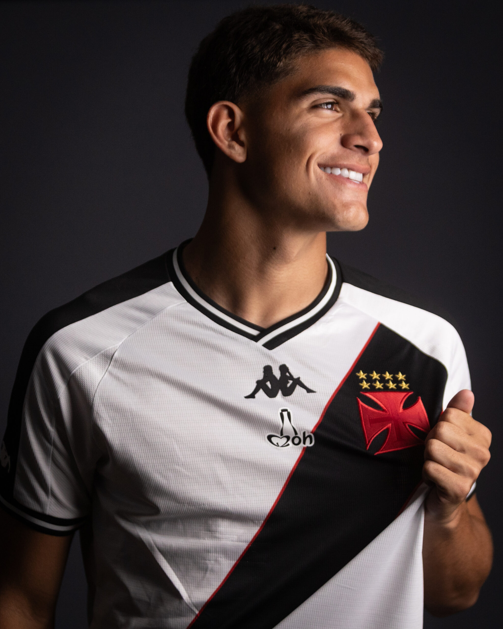 Garoto de 16 anos pode fazer sua estreia pelo Vasco