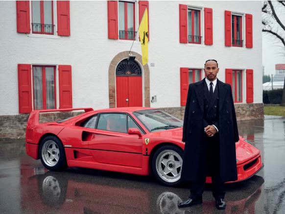 Hamilton afirma que vendeu coleção de carros avaliada em R$ 93,5 milhões