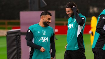 Liverpool lidera lista de favoritos da Champions League 2025/26