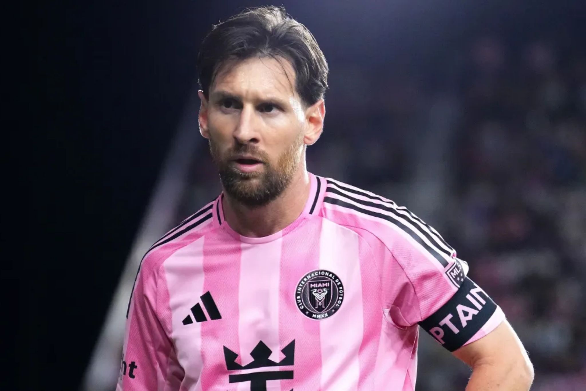 Messi é alvo de polêmica por motivo inusitado e precisa se explicar após vídeo