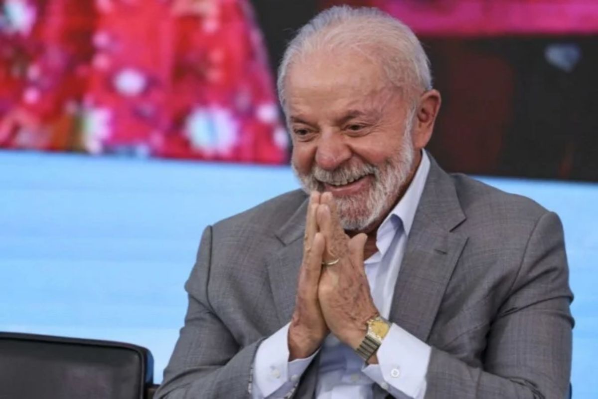 Presidente ressalta importância de valorizar futebol feminino
