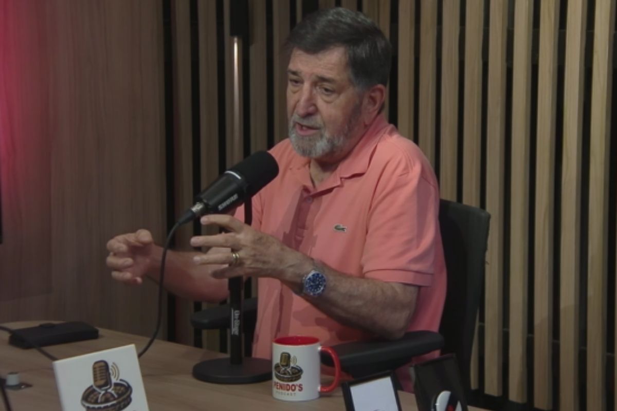 René Simões compartilha bastidores com Marta: “Não vende uma imagem”