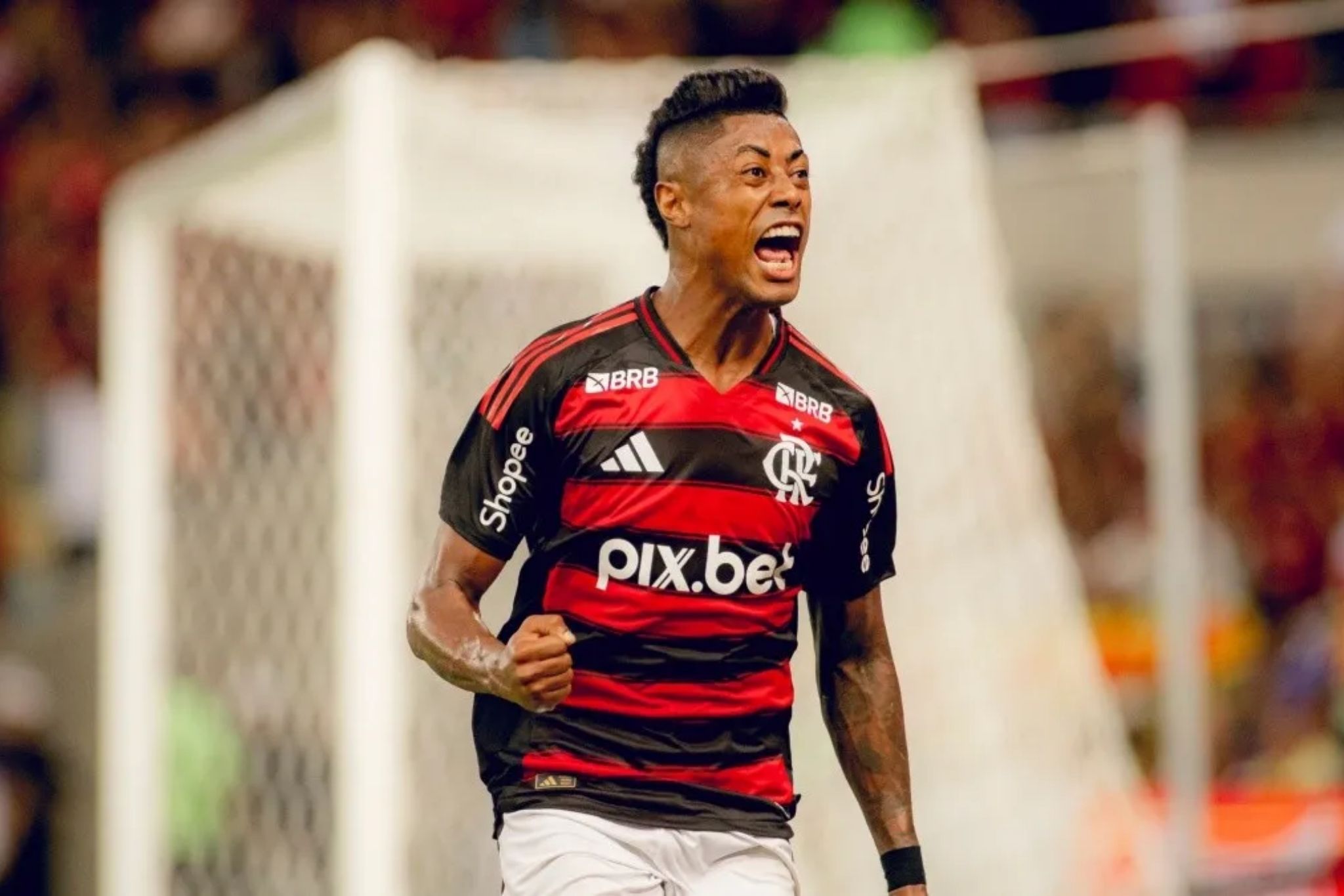 STJD libera Bruno Henrique para voltar a jogar pelo Flamengo