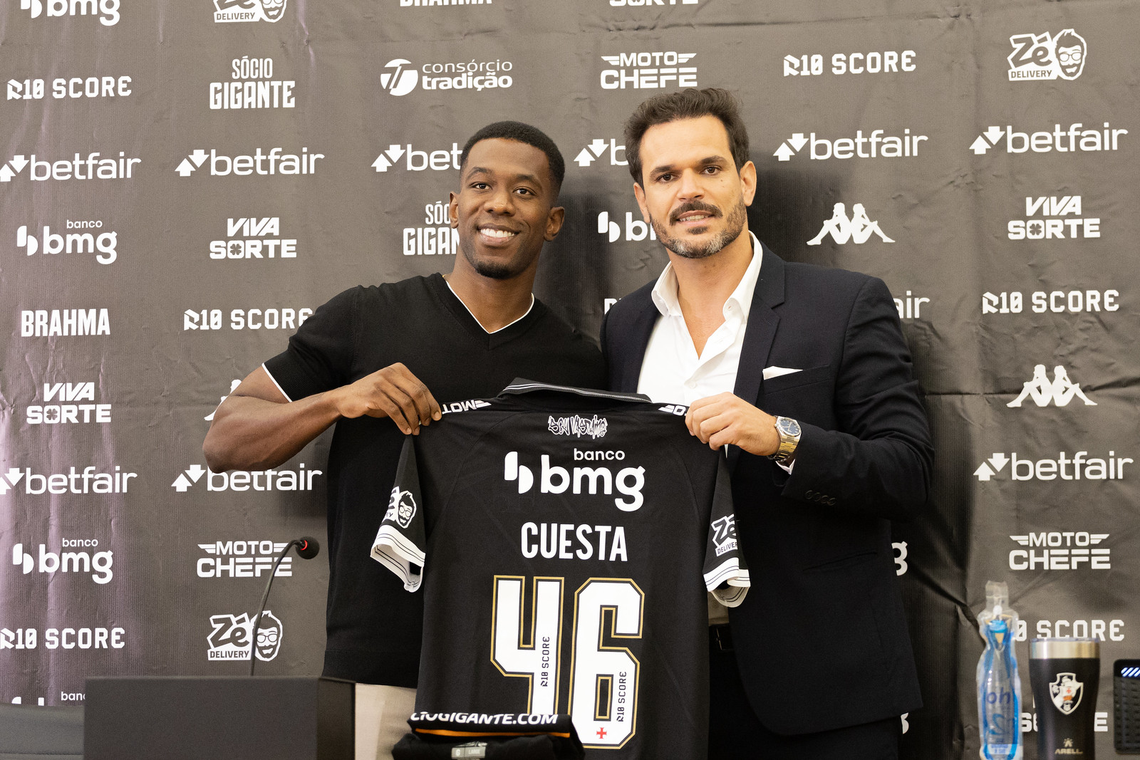 Saiba quando Carlos Cuesta deve fazer sua estreia pelo Vasco