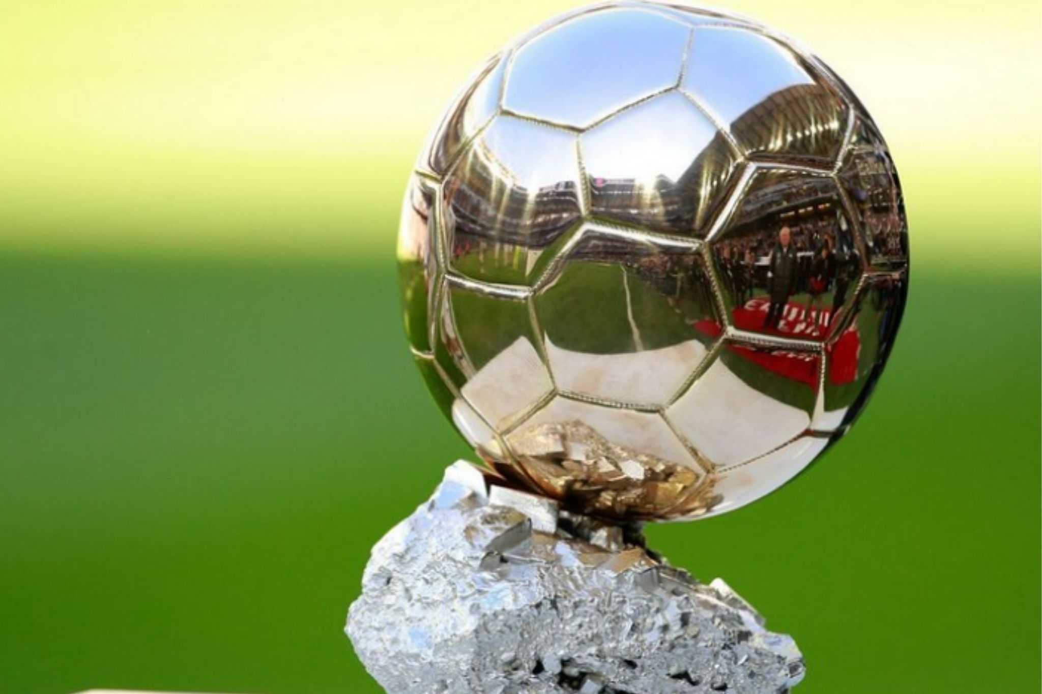 Saiba quem é o único brasileiro com poder de voto na Bola de Ouro
