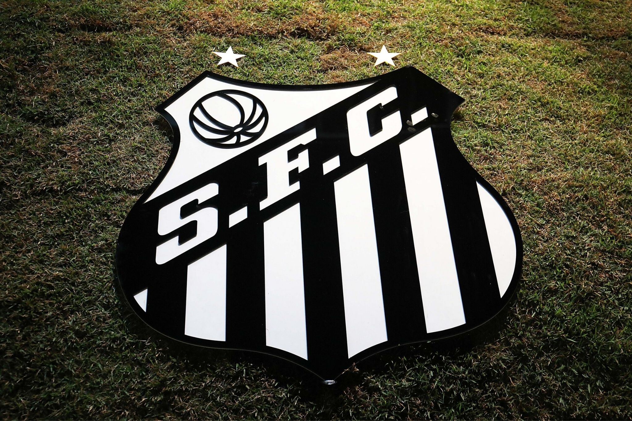 Santos emite nota oficial sobre Gabriel Brazão