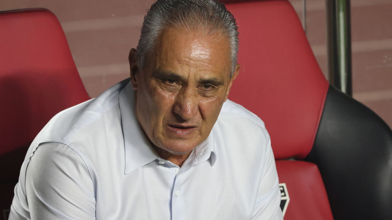Tite interrompe carreira e pega todo mundo de surpresa no Corinthians