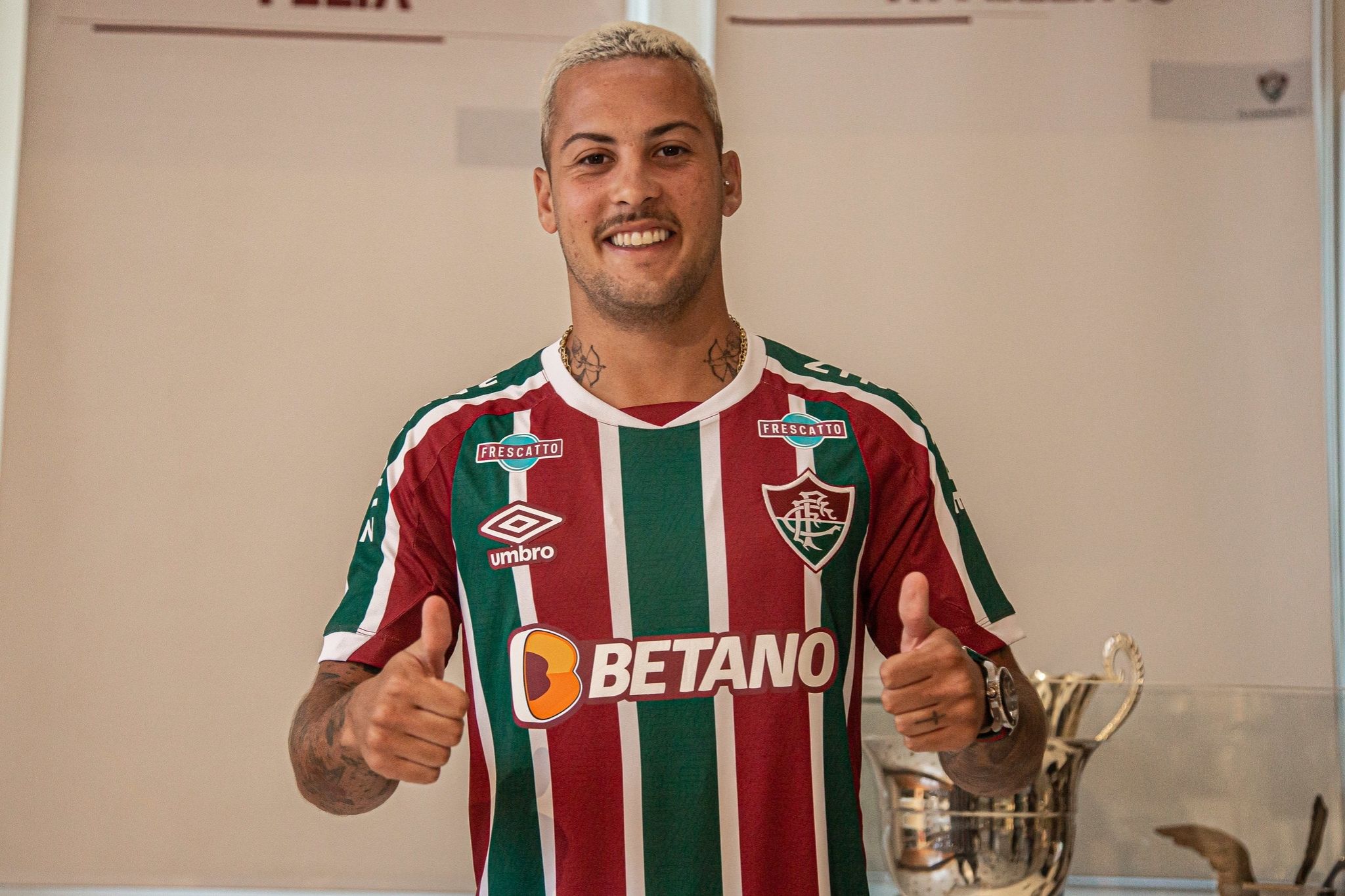 Vai renovar? Veja a situação de Guga no Fluminense