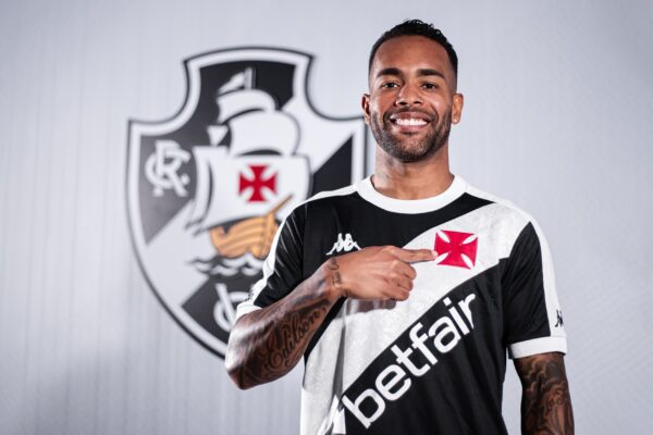 Alex Teixeira (Foto: Divulgação/Vasco)
