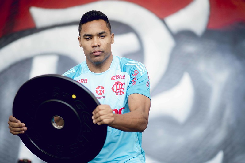 Voltam quando? Flamengo atualiza situação dos lesionados