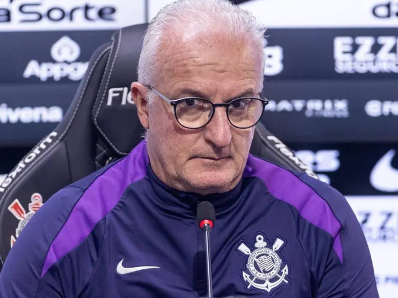 A declaração de Dorival Jr, do Corinthians, direcionada a arbitragem
