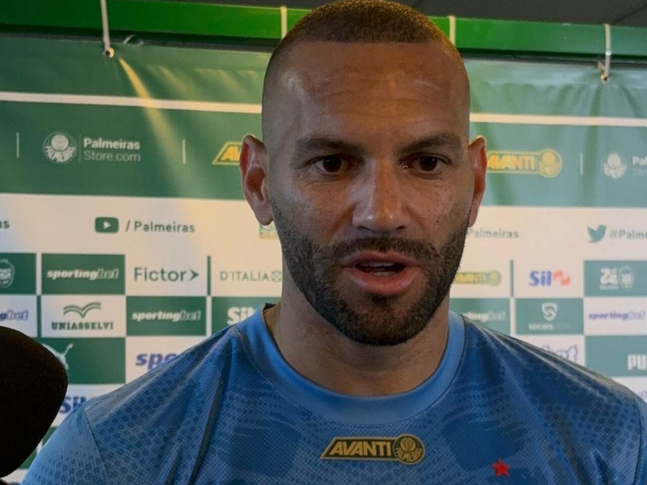 A declaração de Weverton, do Palmeiras, direcionada a Rogério Ceni, do Bahia