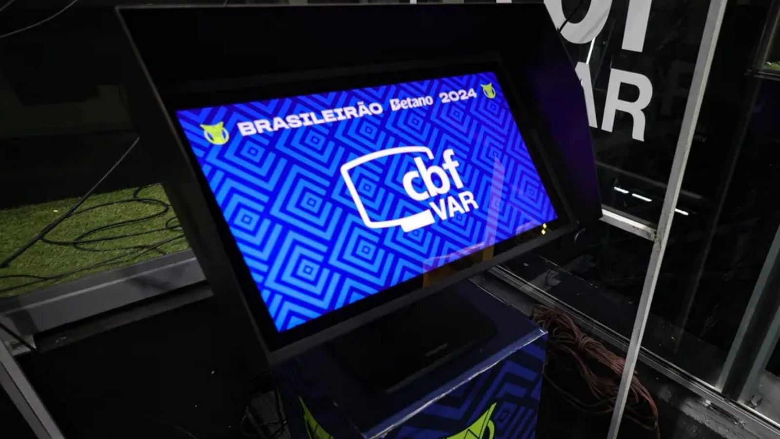 VAR-CBF