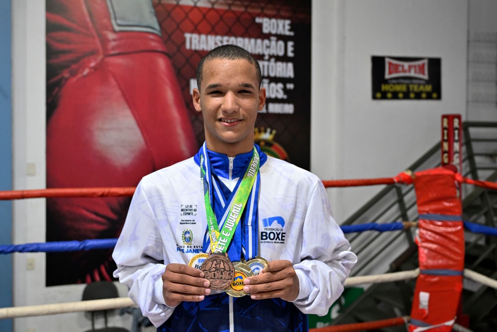 Convocado para seleção, jovem pugilista carioca supera pobreza e criminalidade
