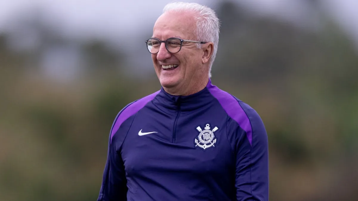Dorival Júnior poderá ganhar reforço importante no Corinthians