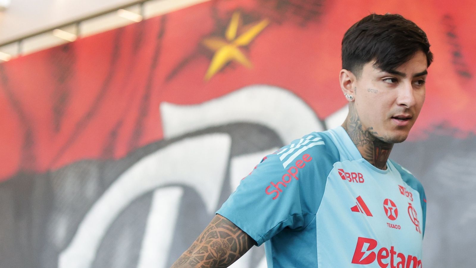 Filipe Luís ganha mais opções com volta de Pulgar; veja cenários