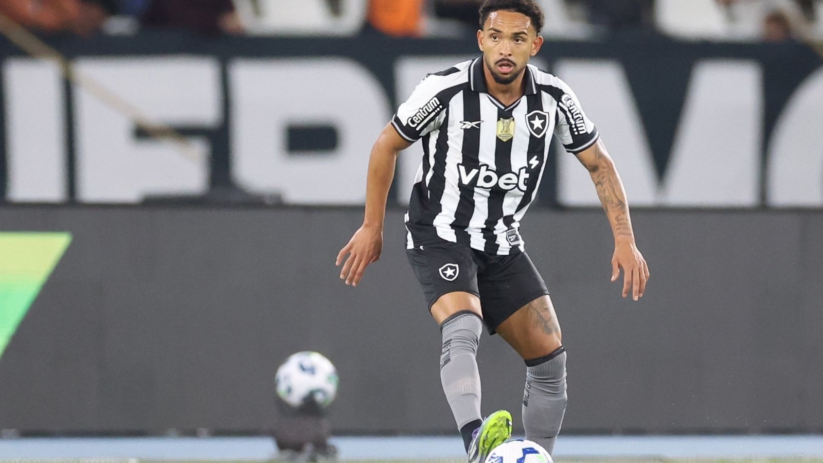 Internacional x Botafogo: desfalques e prováveis escalações pelo Brasileiro