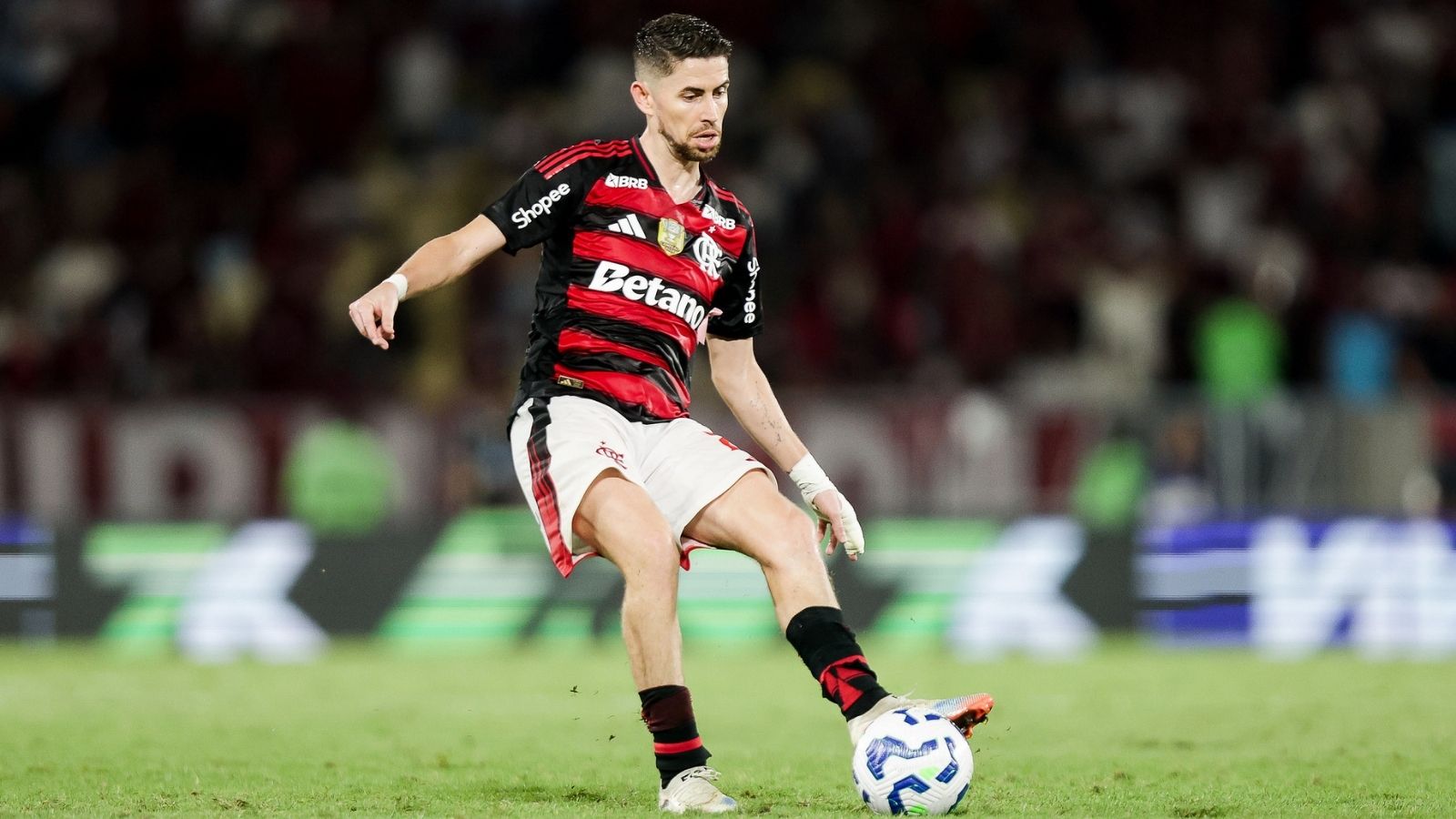 Jorginho lamenta empate e diz que Flamengo merecia vitória sobre o Cruzeiro