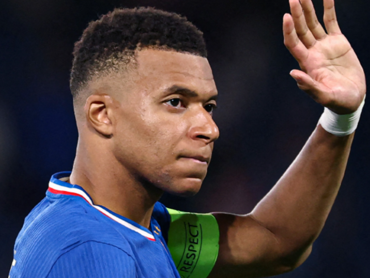 Mbappé perde gol inacreditável e gera ‘revolta’ nas redes sociais