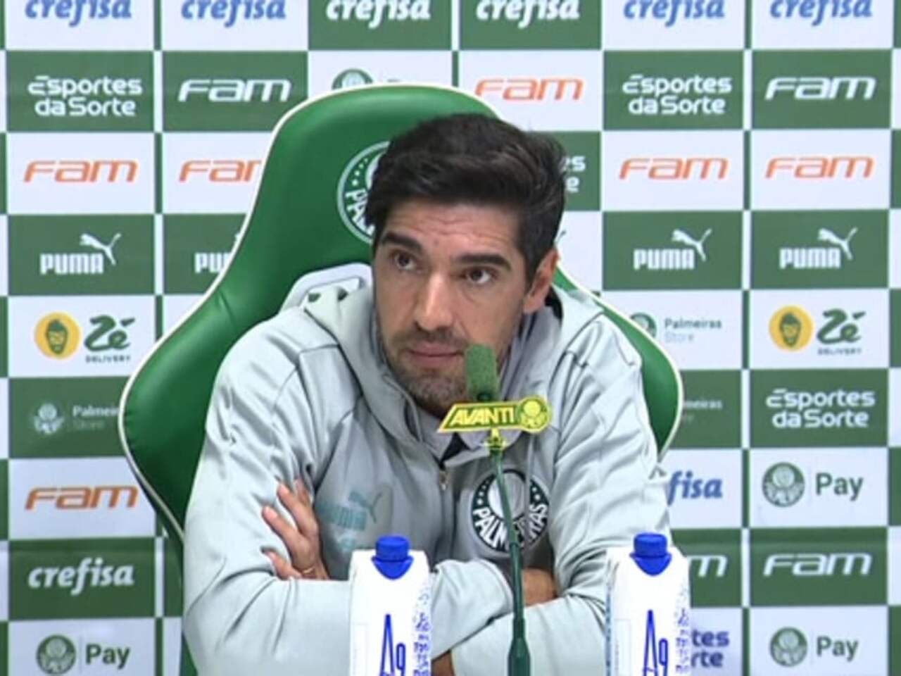 Palmeiras: Abel Ferreira rebate criticas de Rogério Ceni, após vitória sobre o Vasco