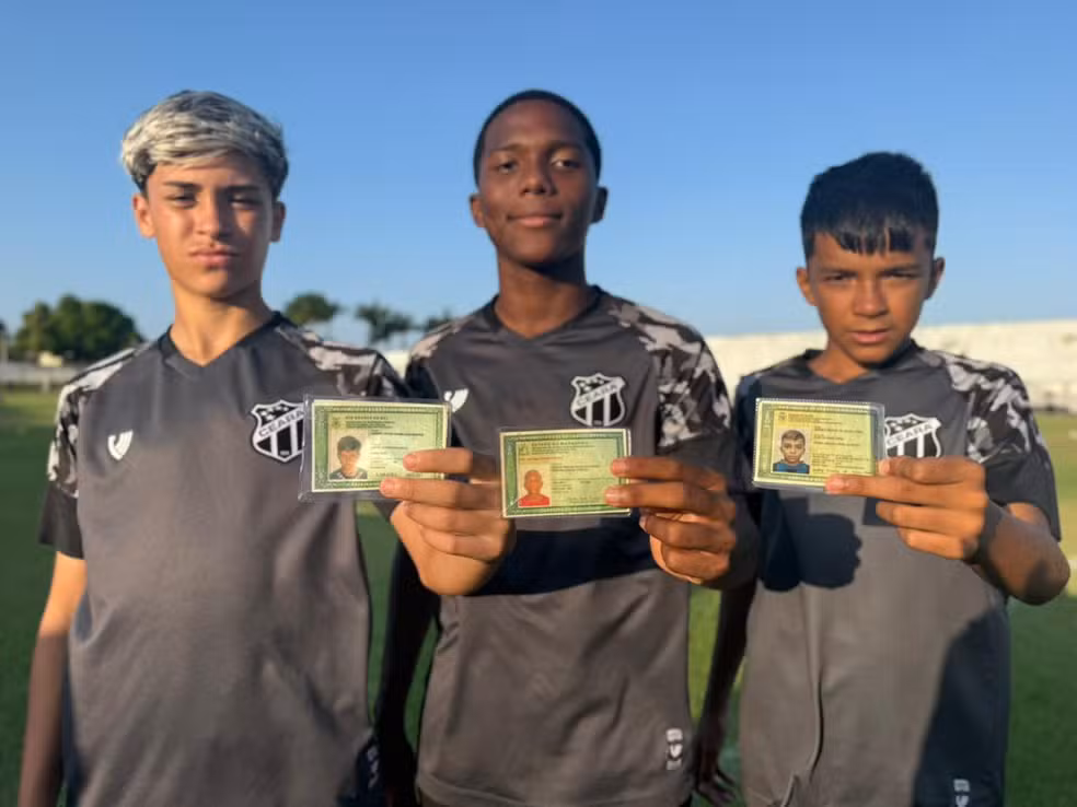 Time de videogame? Trio Neymar, Messi e Iniesta brilha no Ceará e chama atenção