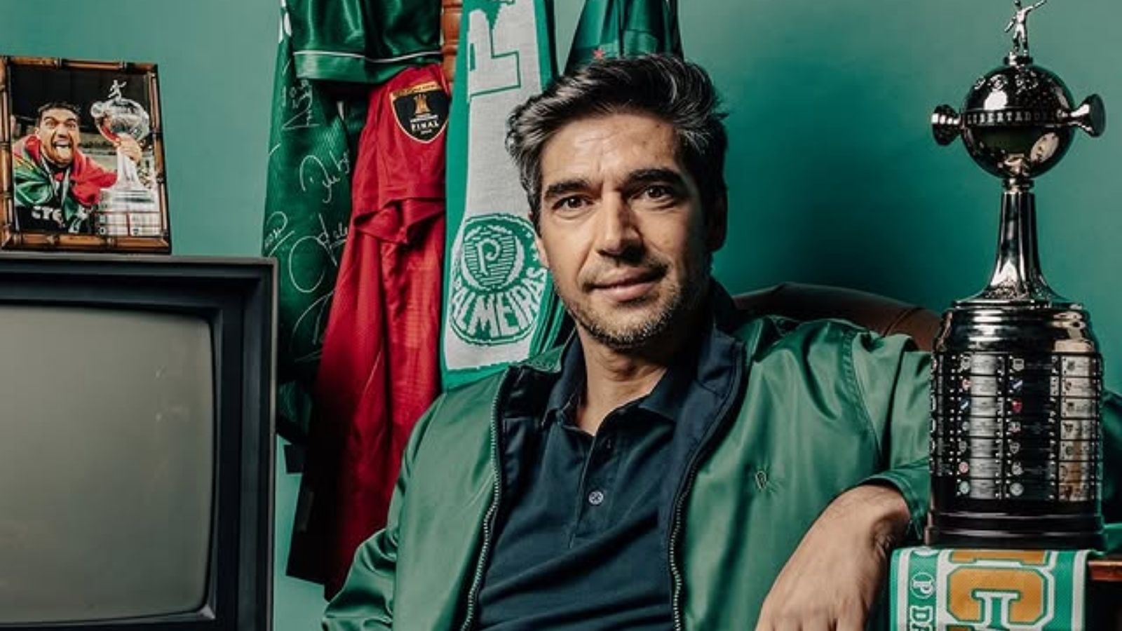 Abel Ferreira manda recado e inflama torcida antes de Palmeiras x Flamengo