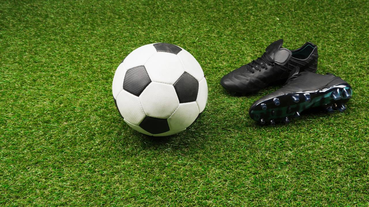 10 passos de como melhorar no futebol rapidamente mesmo sem ter talento natural