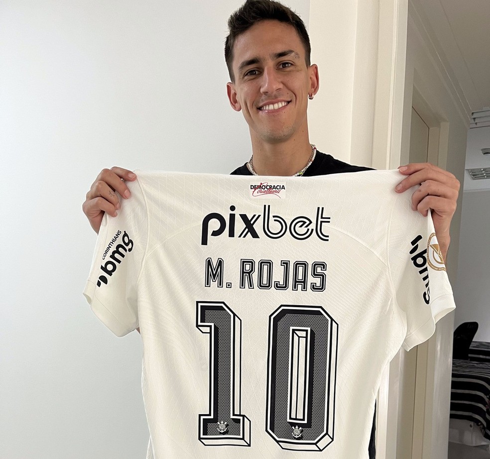 Corinthians evita transfer ban ao fechar acordo milionário com Matías Rojas
