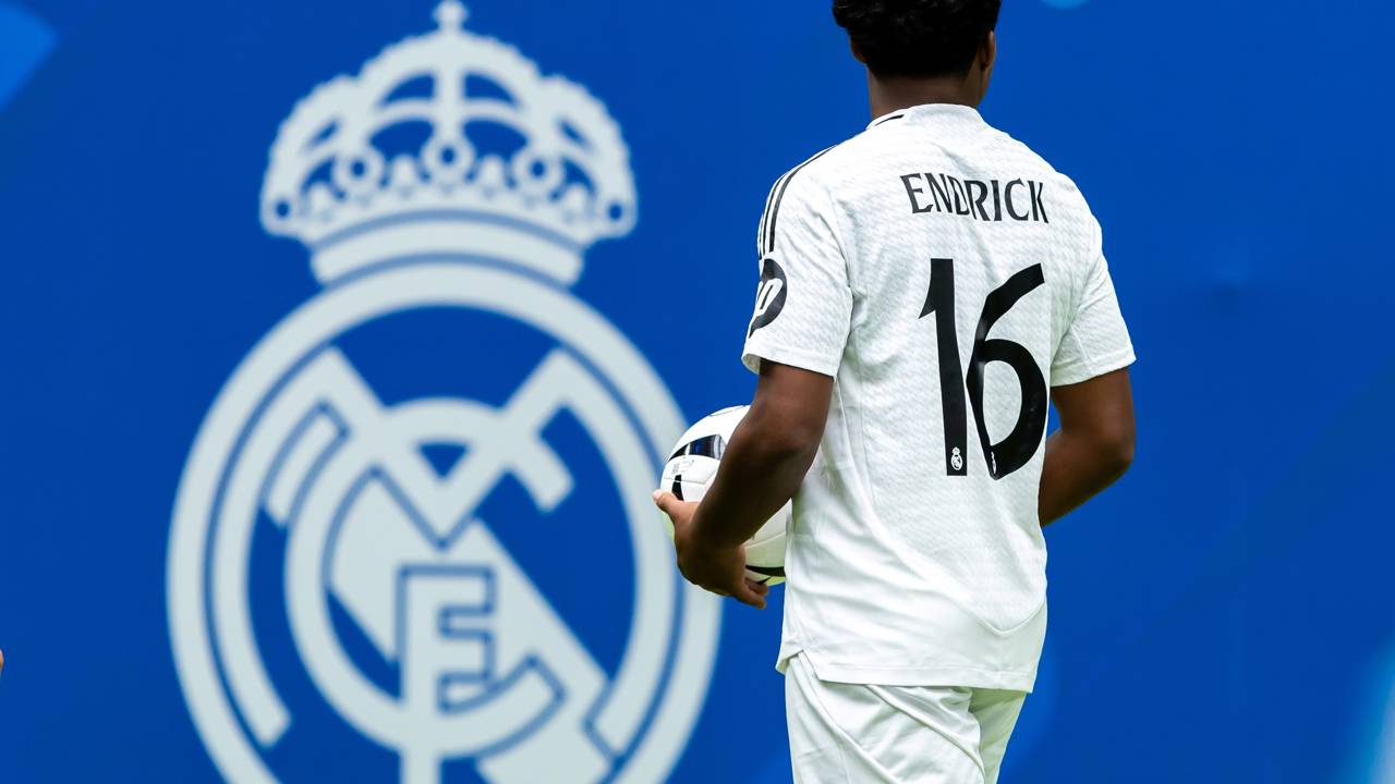 Endrick busca protagonismo no Lyon para ser titular e ganhar rodagem