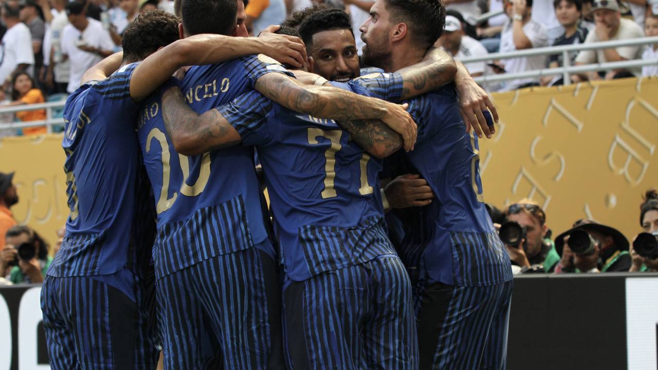 Fora dos planos de Simone Inzaghi, Cancelo e Ruben Neves podem sair do Al-Hilal
