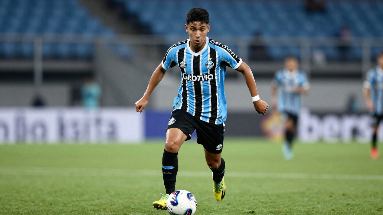 Liverpool mira promessa de 17 anos do Grêmio com oferta de 15 milhões de euros