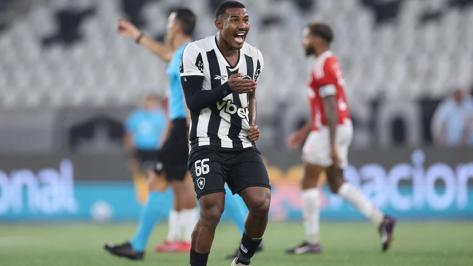 Pós Copa do Mundo: Centroavantes ou laterais-esquerdos, quem tem mais gols pelo Botafogo?