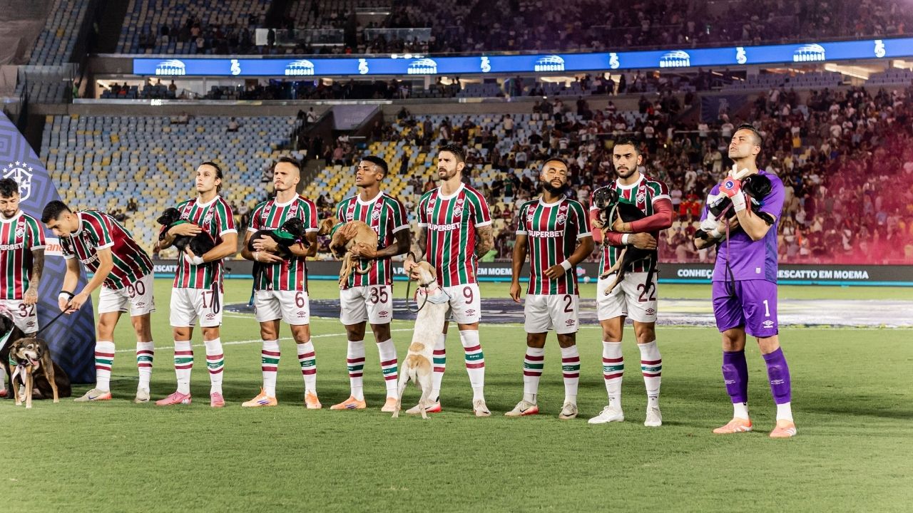 Samuel Xavier entra em campo com "cachorro invisível" e explica cena