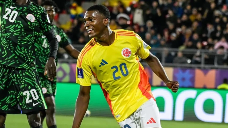 Botafogo acerta contratação de Joel Canchimbo, jovem promessa do Junior Barranquilla