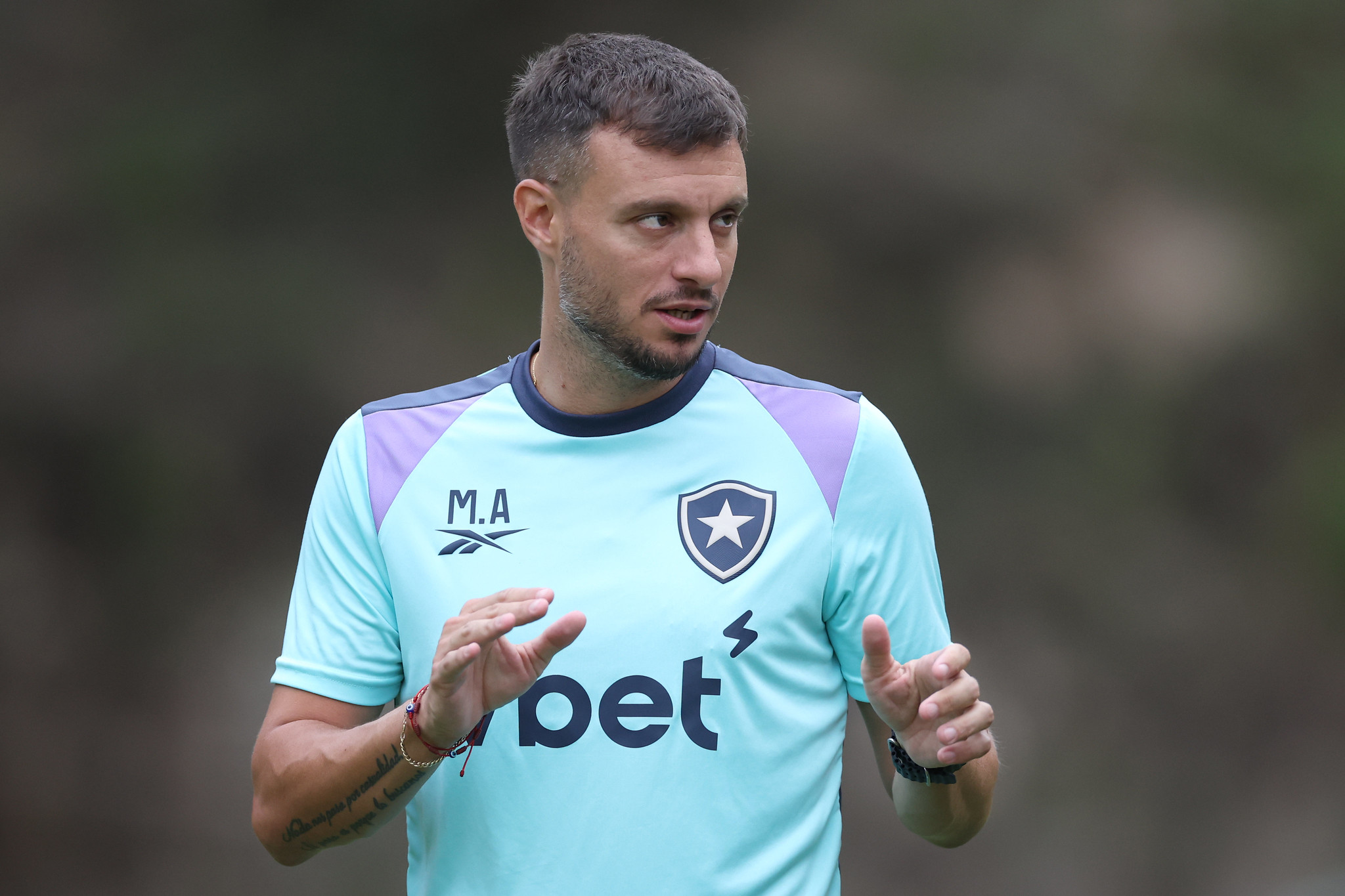 Botafogo confirma data para apresentação de Martin Anselmi; saiba detalhes